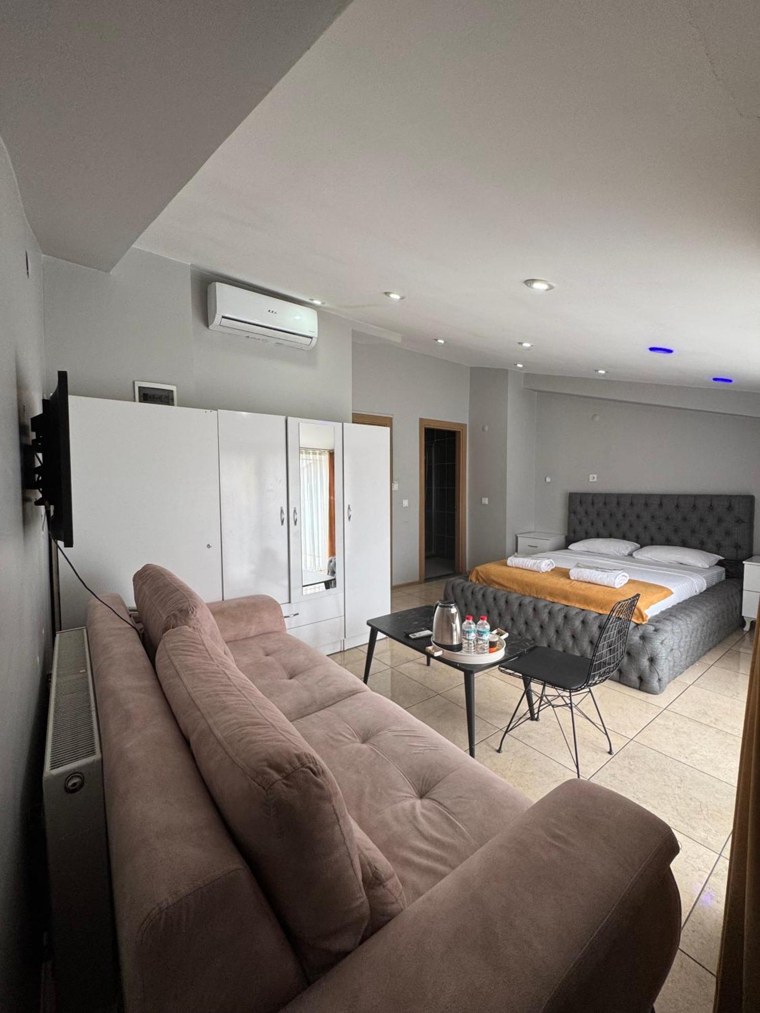 Esen Life Hotel Provincia di Provincia di Istanbul Esterno foto