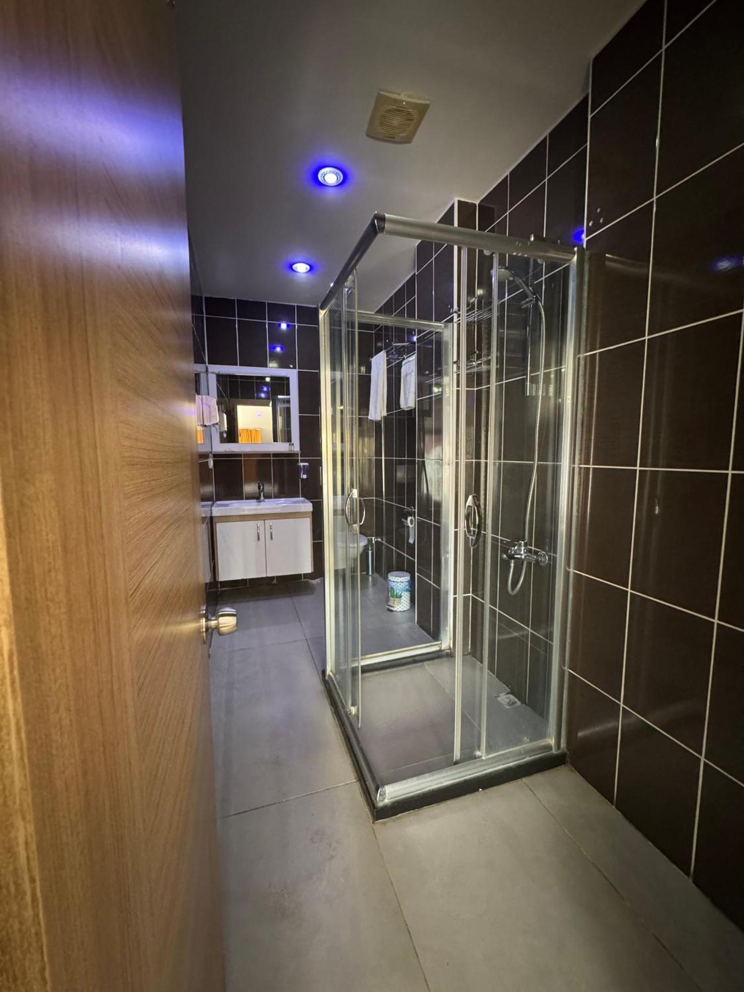 Esen Life Hotel Provincia di Provincia di Istanbul Esterno foto